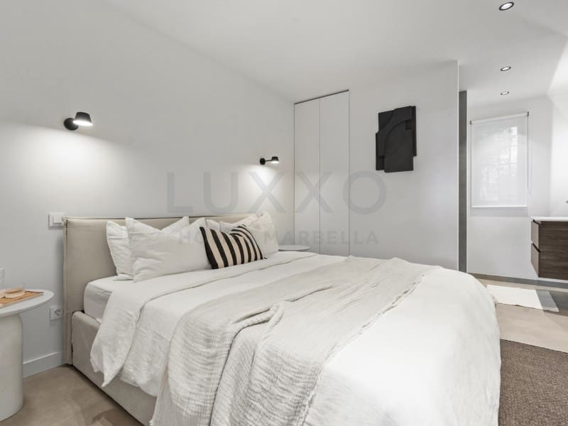 2 slaapkamer Appartement te koop in Benahavis met garage - € 675.000 (Ref: 9524614)