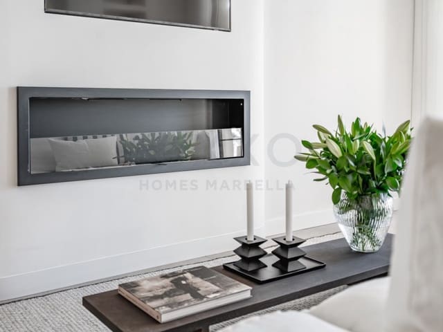 2 slaapkamer Appartement te koop in Los Arqueros - Puerto del Almendro, Benahavís met garage - € 675.000 (Ref: 9524614)