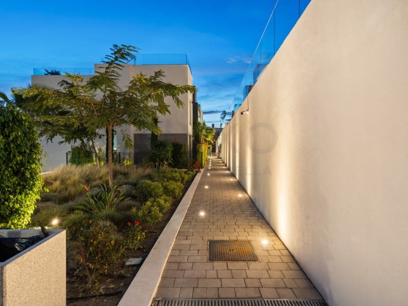 3 sovrum Lägenhet till salu i Marbella med pool garage - 1 150 000 € (Ref: 9536065)