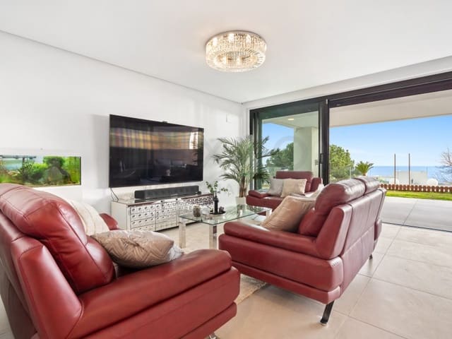 3 sovrum Lägenhet till salu i Cabopino - Artola, Marbella med pool garage - 1 150 000 € (Ref: 9536065)