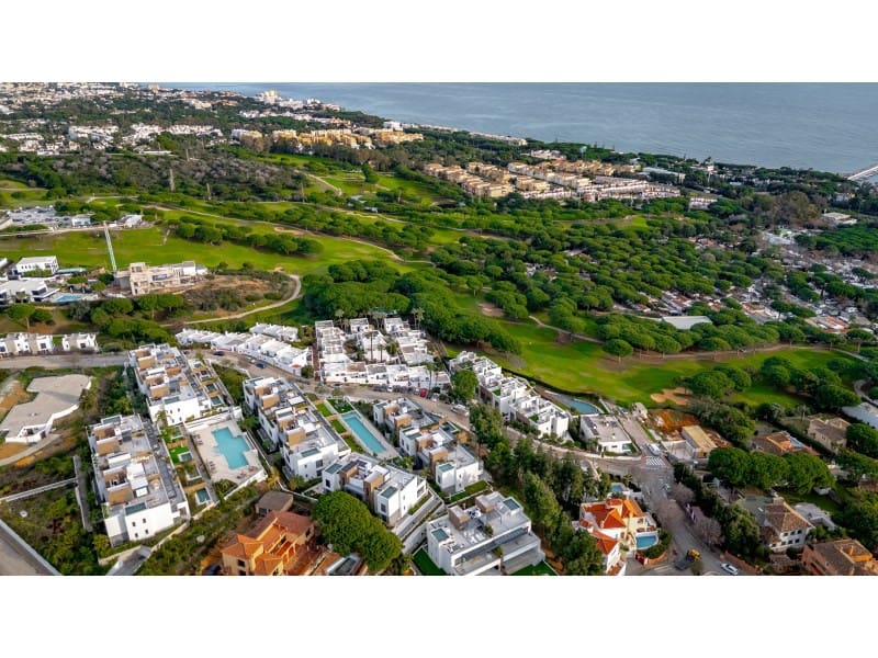 3 sovrum Lägenhet till salu i Marbella med pool garage - 1 150 000 € (Ref: 9536065)