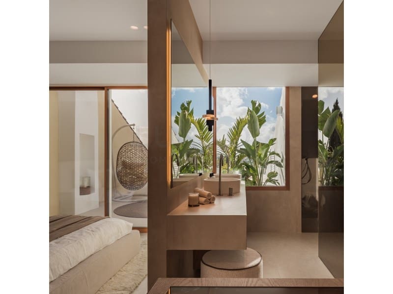 4 chambre Villa/Maison Semi-Mitoyenne à vendre à Aloha Golf - 1 595 000 € (Ref: 9591424)