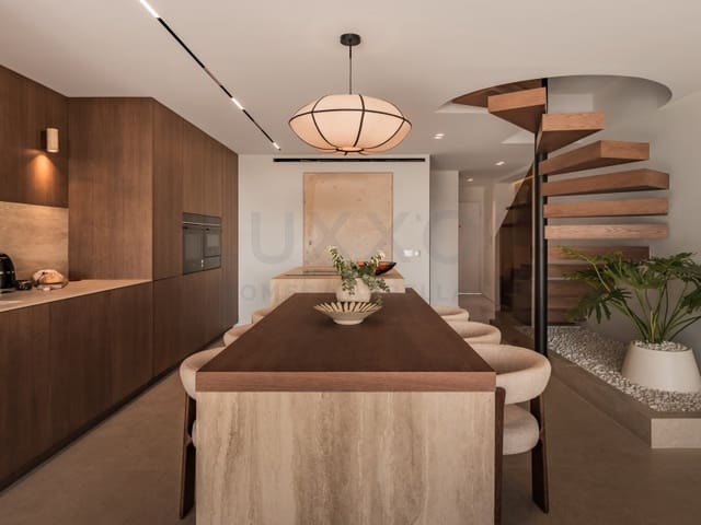 3 chambre Maison de Ville à vendre à Nueva Andalucia, Marbella - 1 550 000 € (Ref: 9591425)