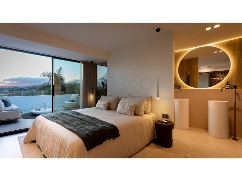 3 bedroom Townhouse for sale in Nueva Andalucia - € 1,550,000 (Ref: 9591425)