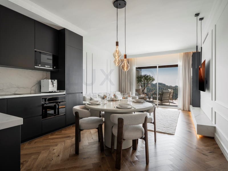 Apartamento de 3 habitaciones en La Quinta en venta - 950.000 € (Ref: 9599453)