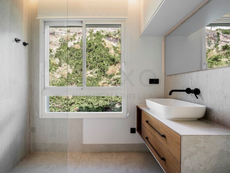 Apartamento de 3 habitaciones en La Quinta en venta - 950.000 € (Ref: 9599453)