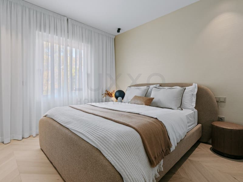 3 camera da letto Appartamento in vendita in Nueva Andalucia con piscina garage - 1.350.000 € (Rif: 9637443)