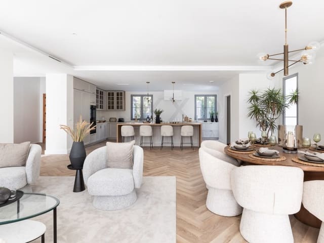 Chalet de 4 habitaciones en Los Arqueros - Puerto del Almendro, Benahavís en venta - 3.895.000 € (Ref: 9729299)