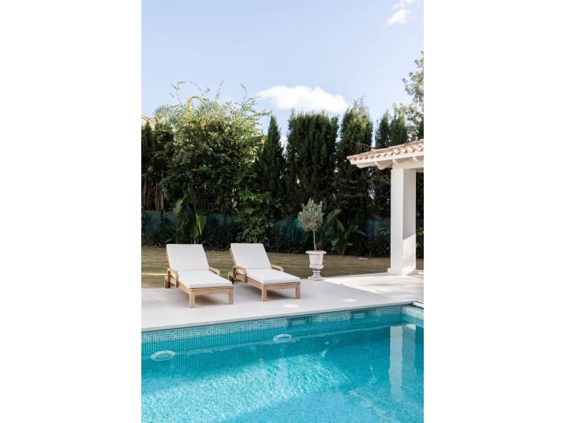 4 bedroom Villa for sale in Benahavis - € 3,895,000 (Ref: 9729299)