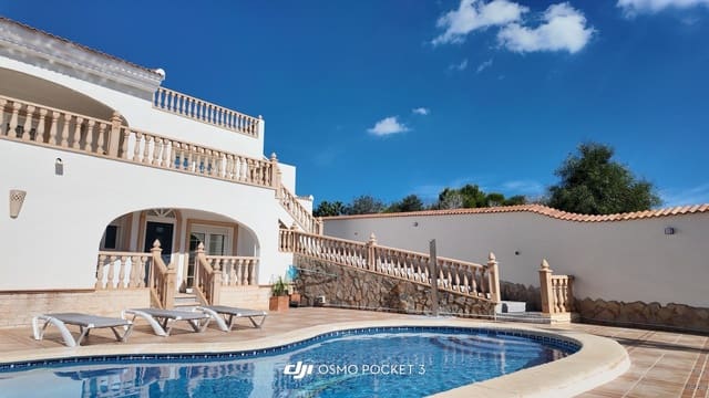 Chalet de 5 habitaciones en Doña Pepa, Rojales en venta con piscina garaje - 695.000 € (Ref: 10148868)
