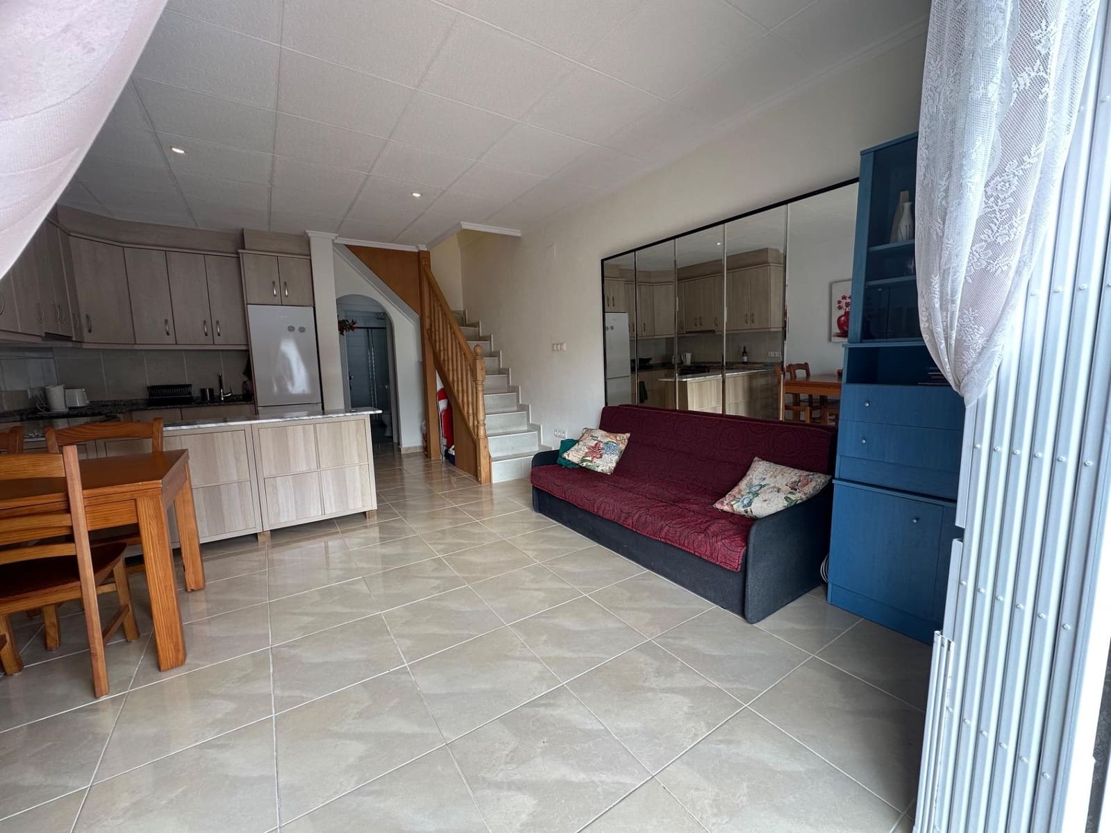 2 soveværelse Rækkehus til salg i Torrevieja med garage - € 145.000 (Ref: 9530981)