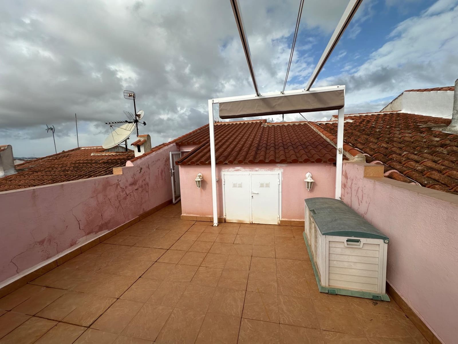 2 soveværelse Rækkehus til salg i Torrevieja med garage - € 145.000 (Ref: 9530981)