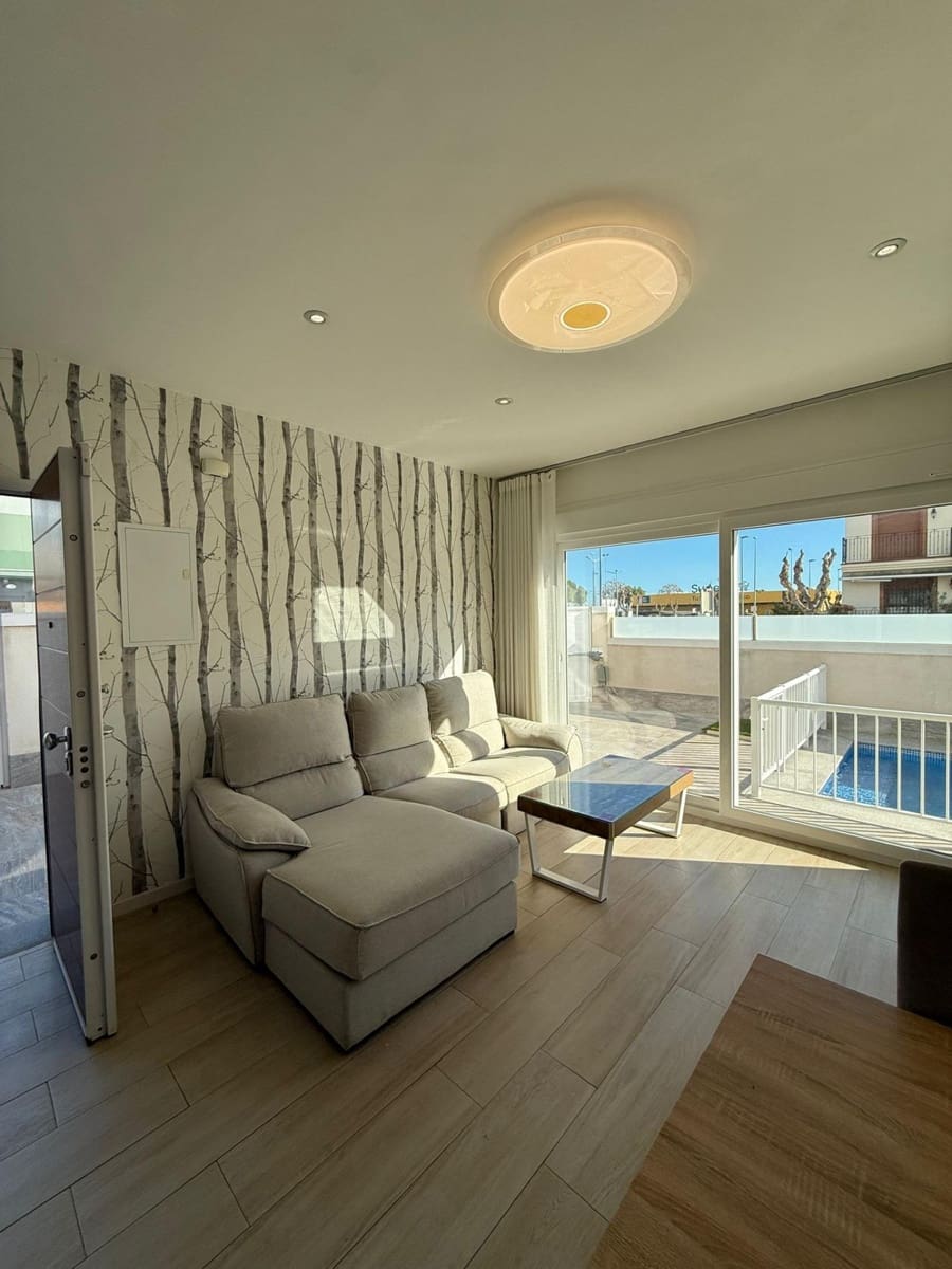 4 quarto Moradia para venda em Pilar de la Horadada - 475 000 € (Ref: 9530983)