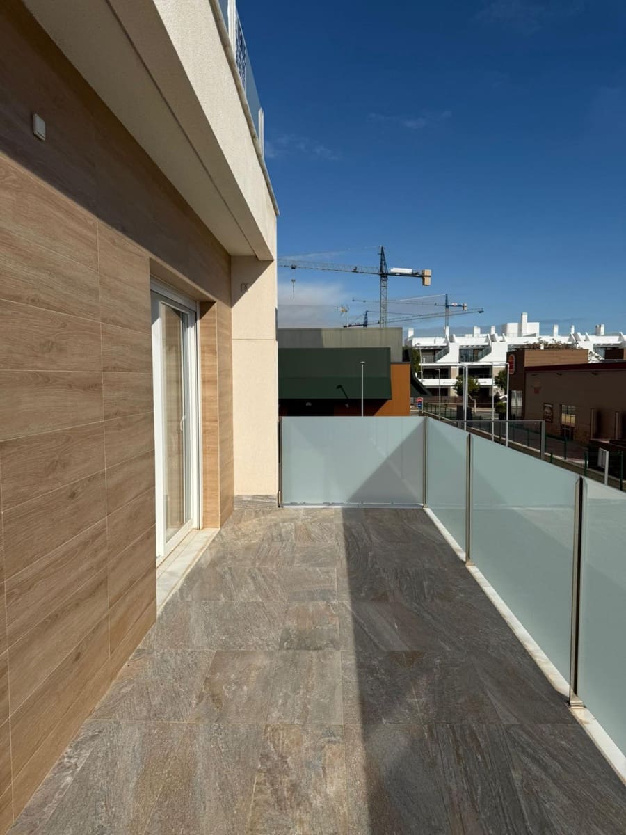 4 quarto Moradia para venda em Pilar de la Horadada - 475 000 € (Ref: 9530983)