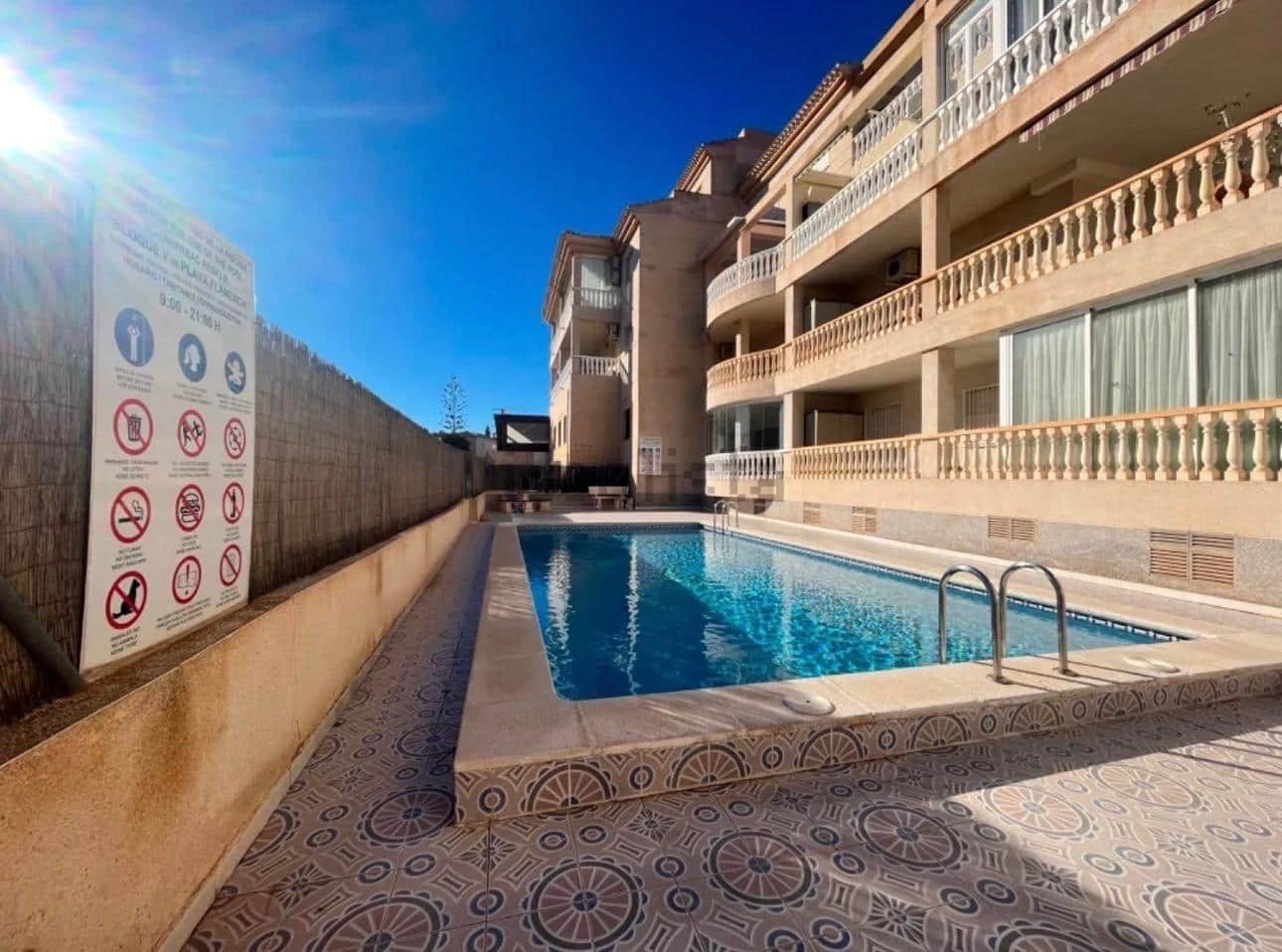 Apartamento de 2 habitaciones en Playa Flamenca en venta - 199.000 € (Ref: 9531112)