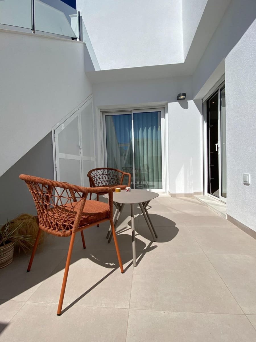 3 quarto Bungalow para venda em Pilar de la Horadada com piscina - 395 900 € (Ref: 9531247)