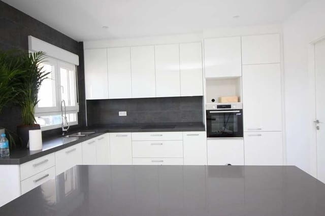 4 chambre Villa/Maison à vendre à Pinoso avec piscine - 547 000 € (Ref: 9531316)