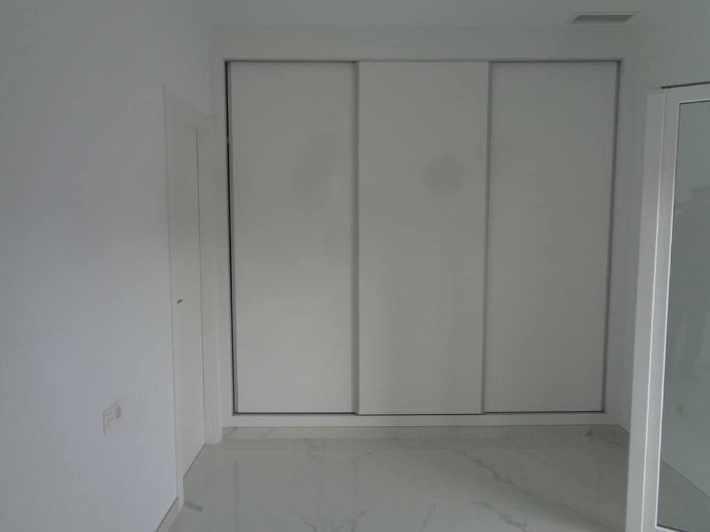 Chalet de 4 habitaciones en Pinoso en venta con piscina - 423.000 € (Ref: 9531318)