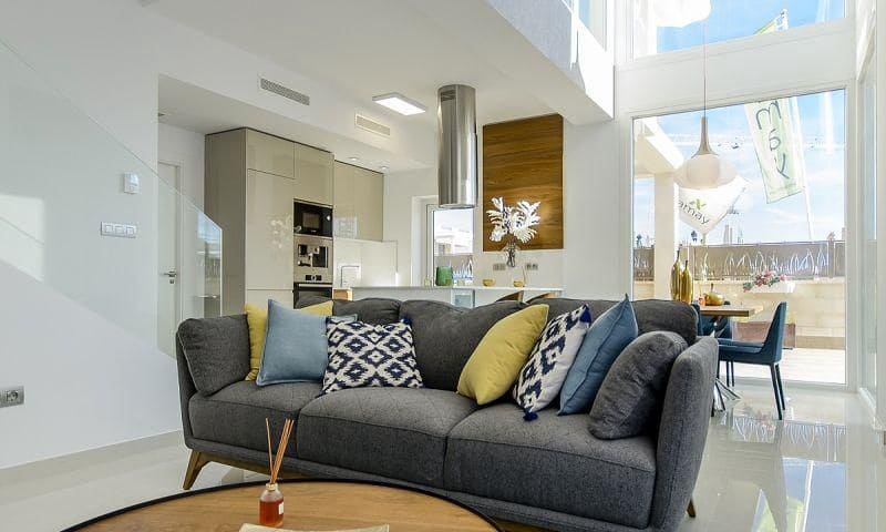 Chalet de 3 habitaciones en Ciudad Quesada en venta con piscina - 650.000 € (Ref: 9531349)