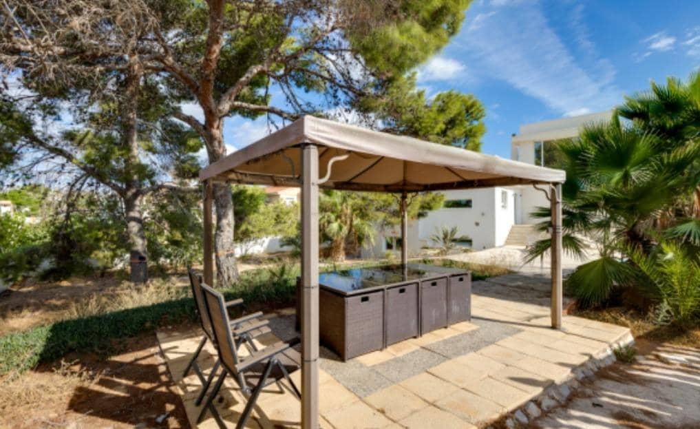 4 camera da letto Villa in vendita in Ciudad Quesada con piscina - 549.000 € (Rif: 9531350)