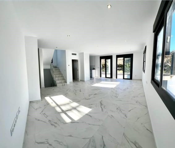 3 Zimmer Villa zu verkaufen in La Marquesa, Rojales mit Pool - 852.000 € (Ref: 9531919)