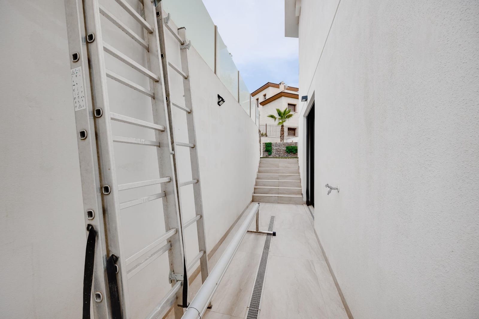 3 chambre Villa/Maison à vendre à Filipinas avec piscine - 475 000 € (Ref: 9531966)