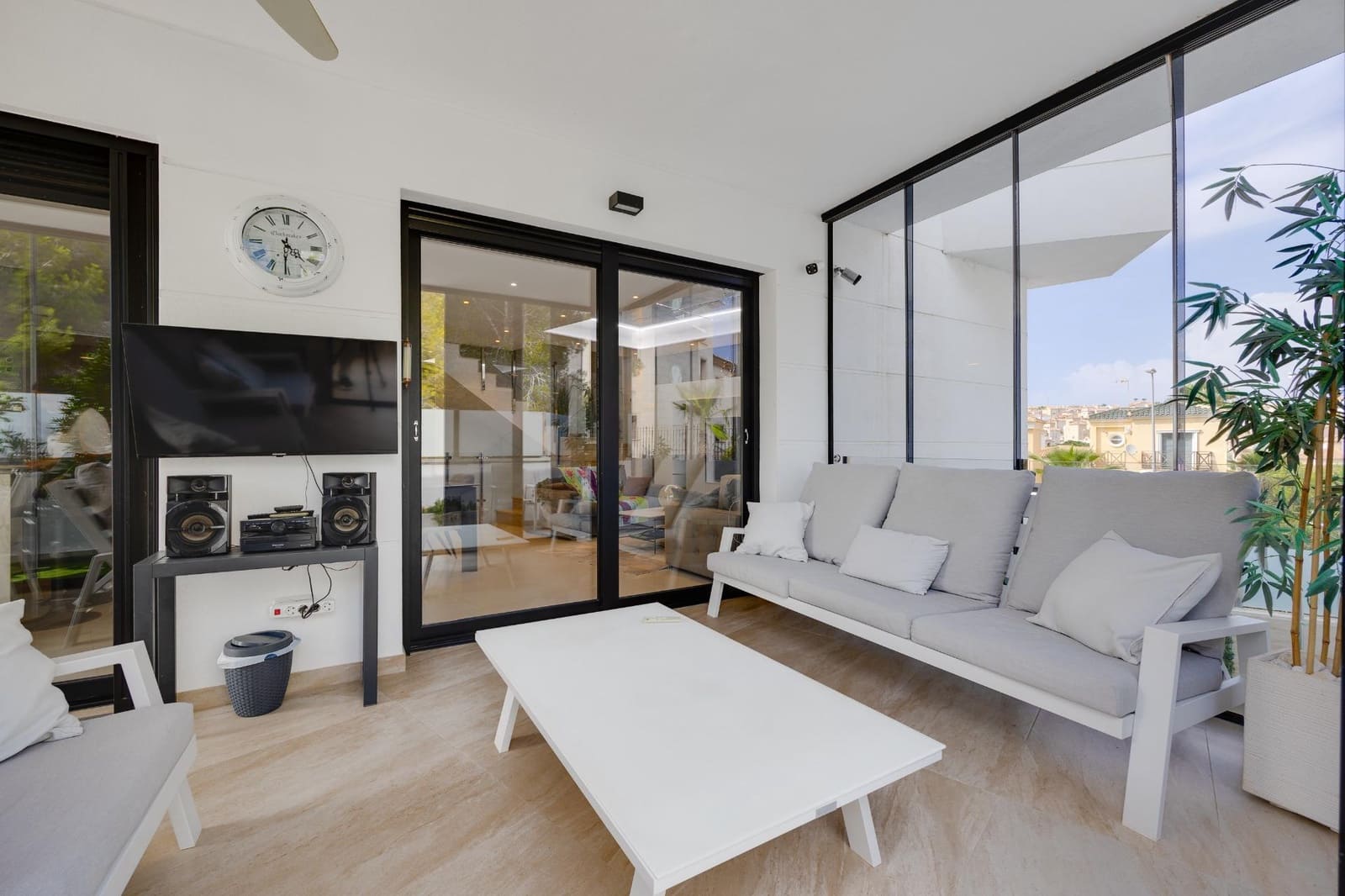 3 chambre Villa/Maison à vendre à Filipinas avec piscine - 475 000 € (Ref: 9531966)