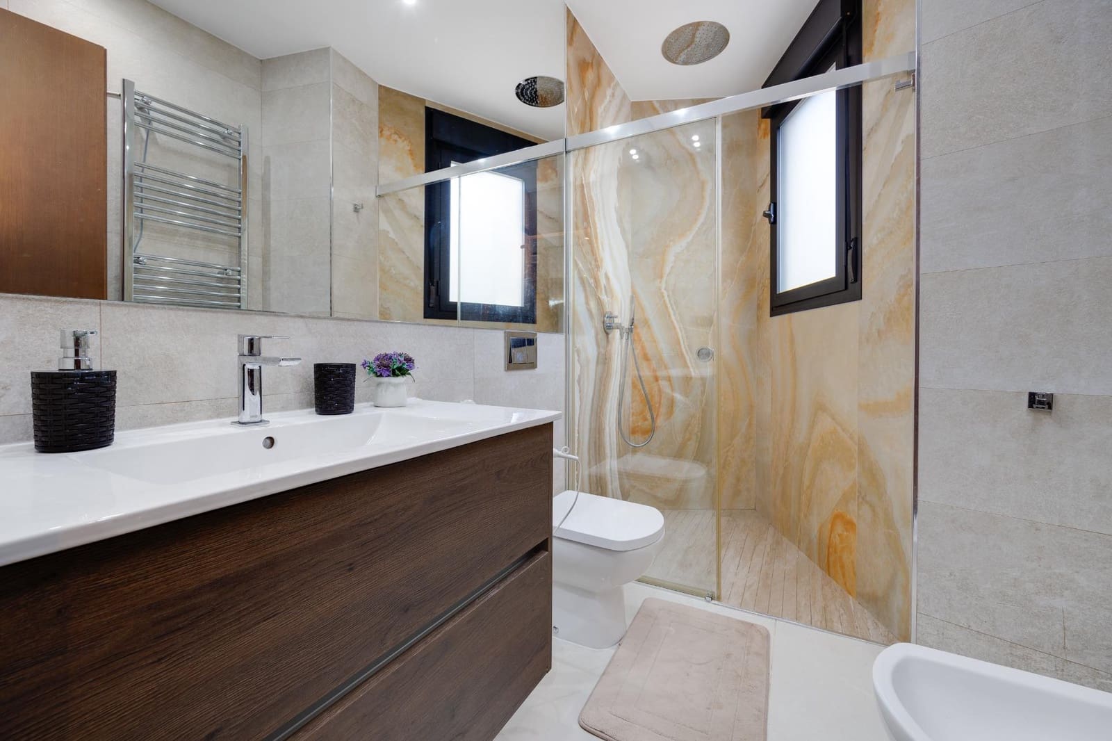 3 chambre Villa/Maison à vendre à Filipinas avec piscine - 475 000 € (Ref: 9531966)