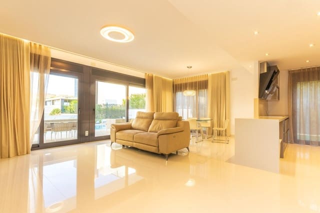 4 quarto Moradia para venda em Campoamor, Orihuela com piscina - 895 000 € (Ref: 9531967)