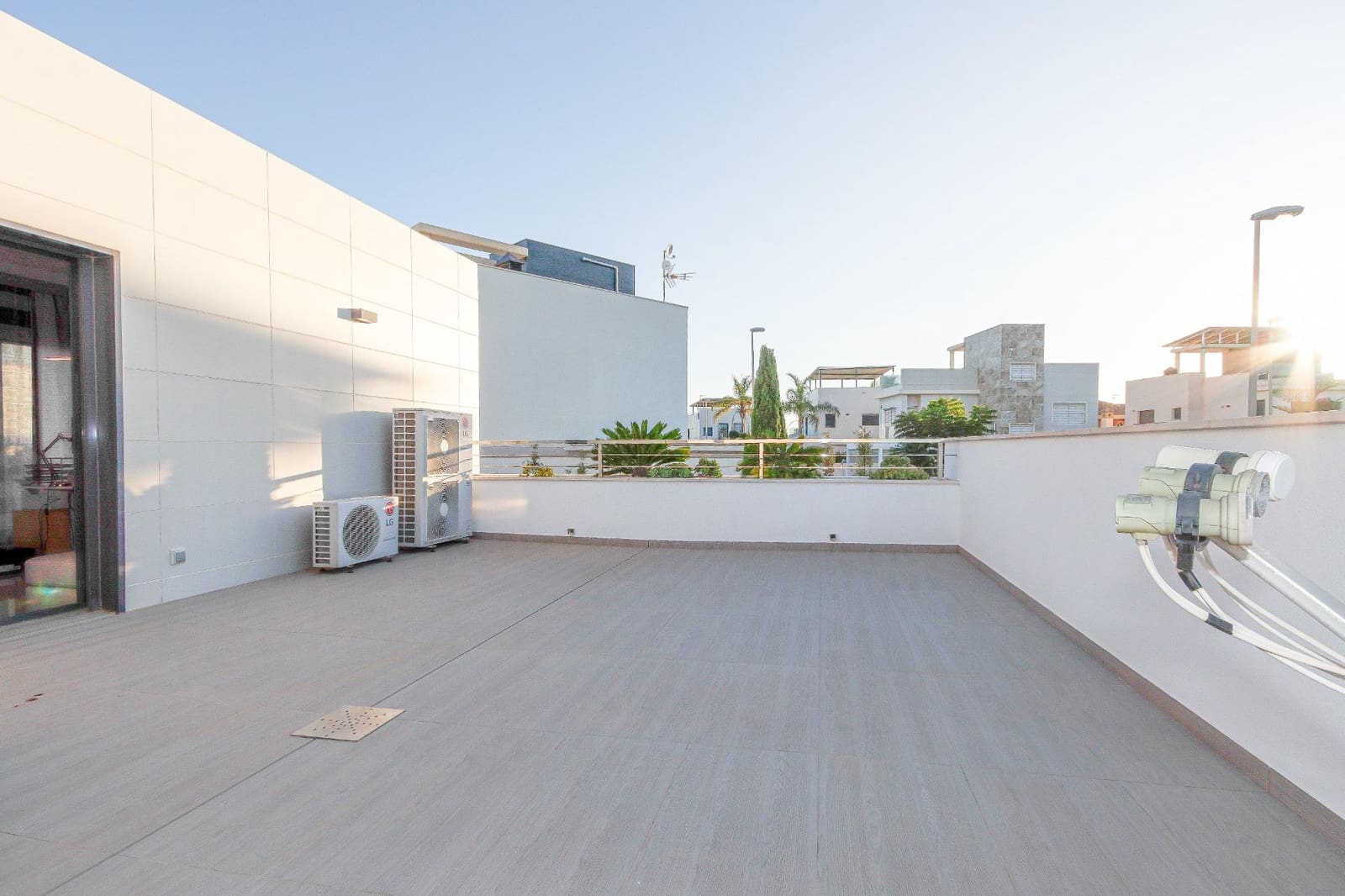 4 quarto Moradia para venda em Campoamor com piscina - 895 000 € (Ref: 9531967)