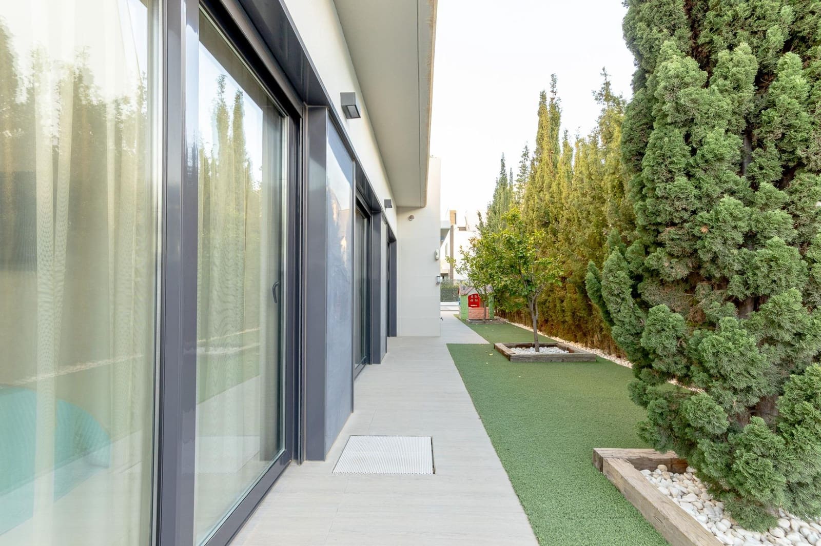 4 quarto Moradia para venda em Campoamor com piscina - 895 000 € (Ref: 9531967)