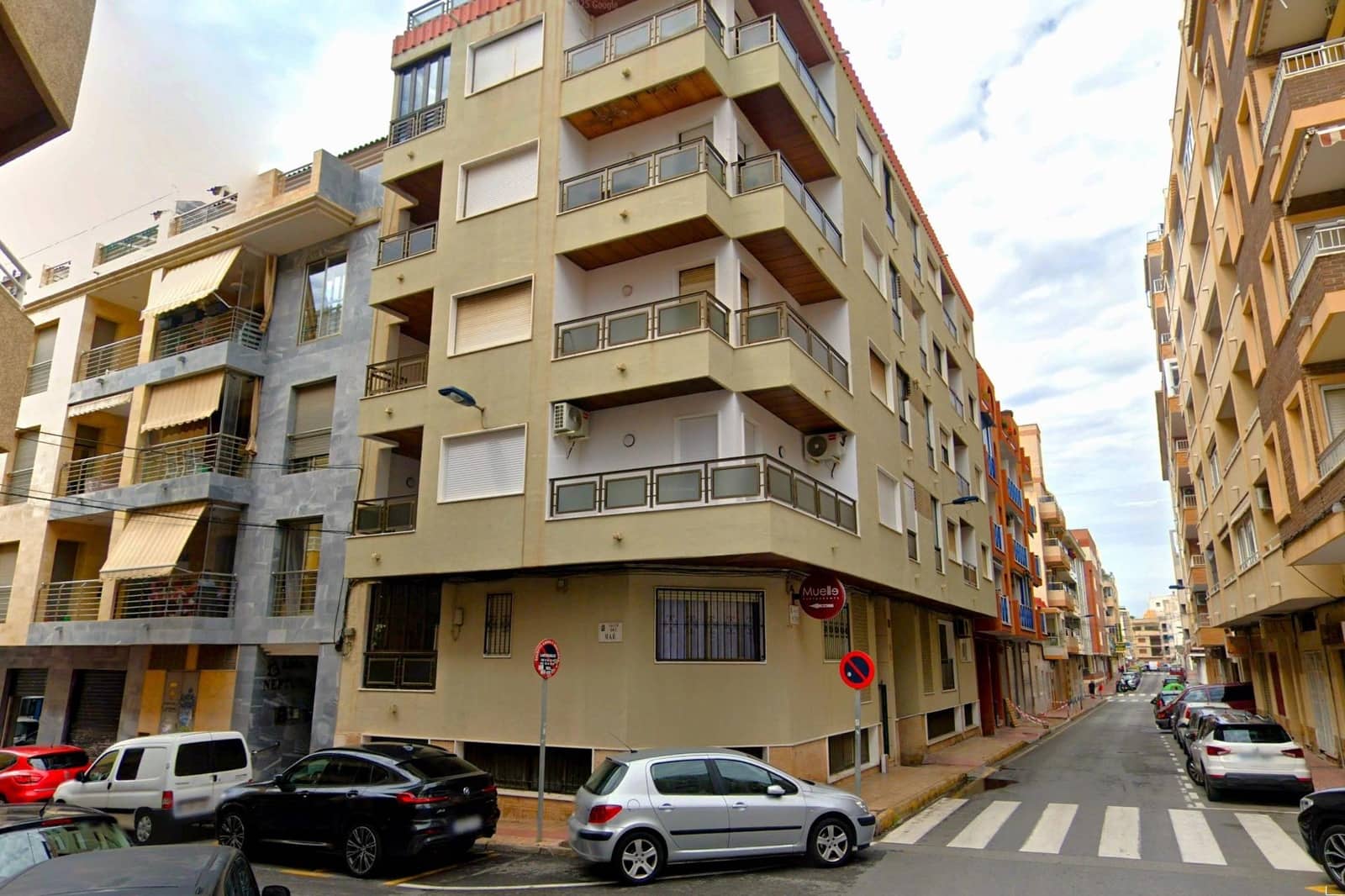 3 bedroom Apartment for sale in Torrevieja - € 239,900 (Ref: 9586503)