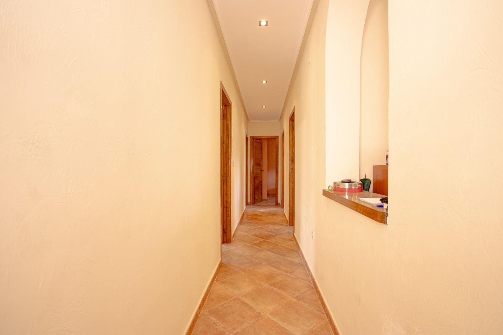 3 makuuhuone Huvila myytävänä paikassa Torrevieja mukana uima-altaan 
autotalli - 510 000 € (Ref: 9608068)