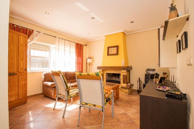 3 makuuhuone Huvila myytävänä paikassa Los Frutales, Torrevieja mukana uima-altaan 
autotalli - 510 000 € (Ref: 9608068)