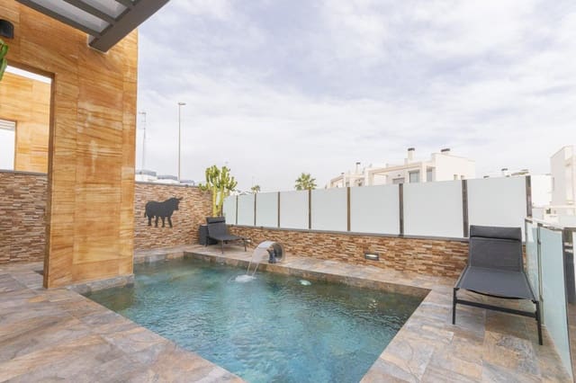 3 makuuhuone Huvila myytävänä paikassa Lomas de Cabo Roig - Los Dolses, Orihuela mukana uima-altaan 
autotalli - 574 500 € (Ref: 9608070)