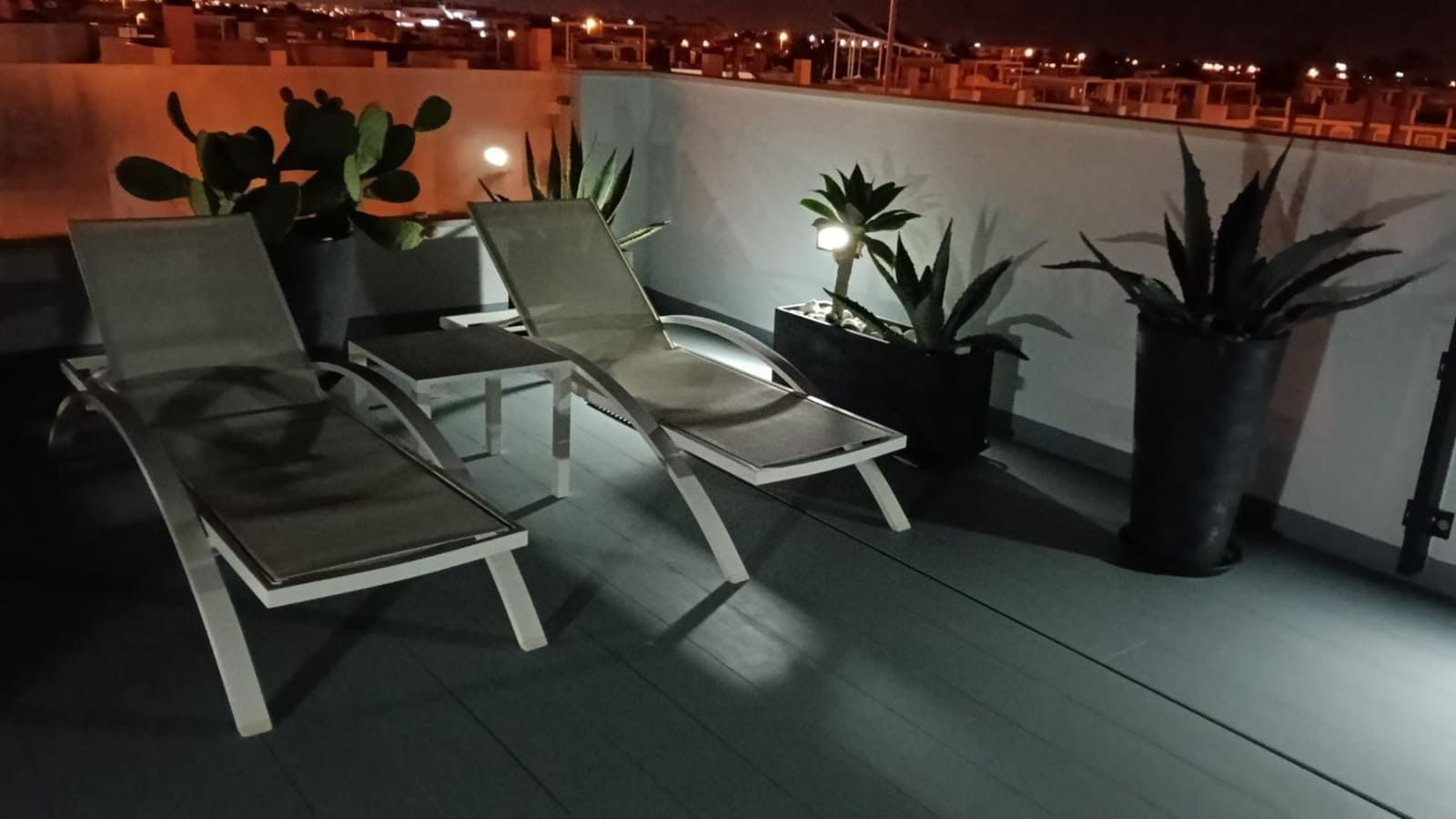 3 makuuhuone Huvila myytävänä paikassa Orihuela Costa mukana uima-altaan 
autotalli - 574 500 € (Ref: 9608070)