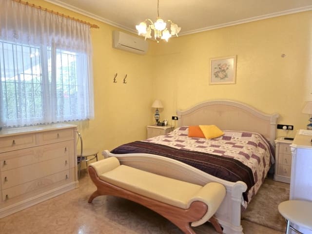 3 quarto Moradia para venda em Playa Flamenca, Orihuela com piscina - 570 000 € (Ref: 9747910)