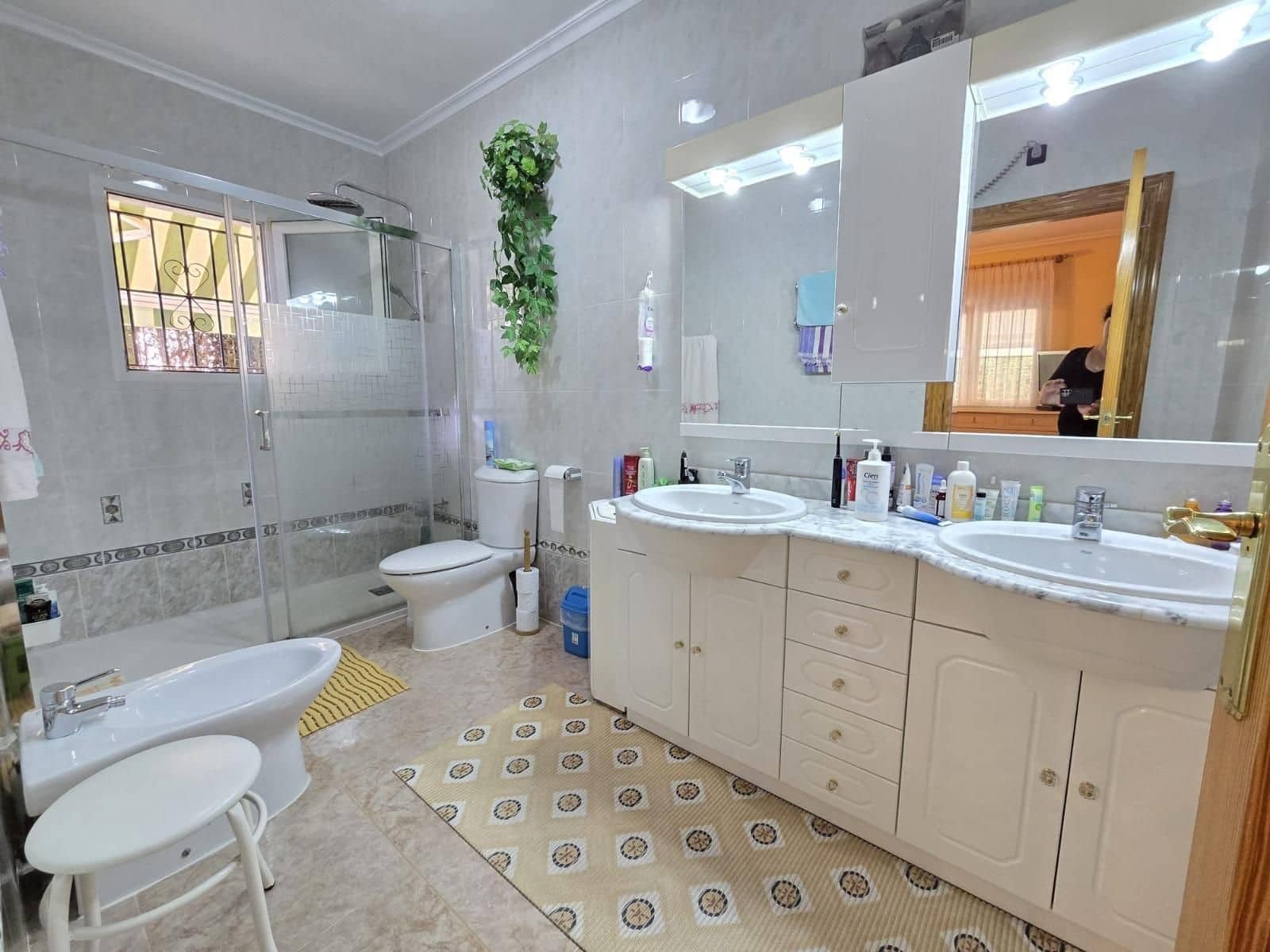 3 quarto Moradia para venda em Playa Flamenca com piscina - 570 000 € (Ref: 9747910)