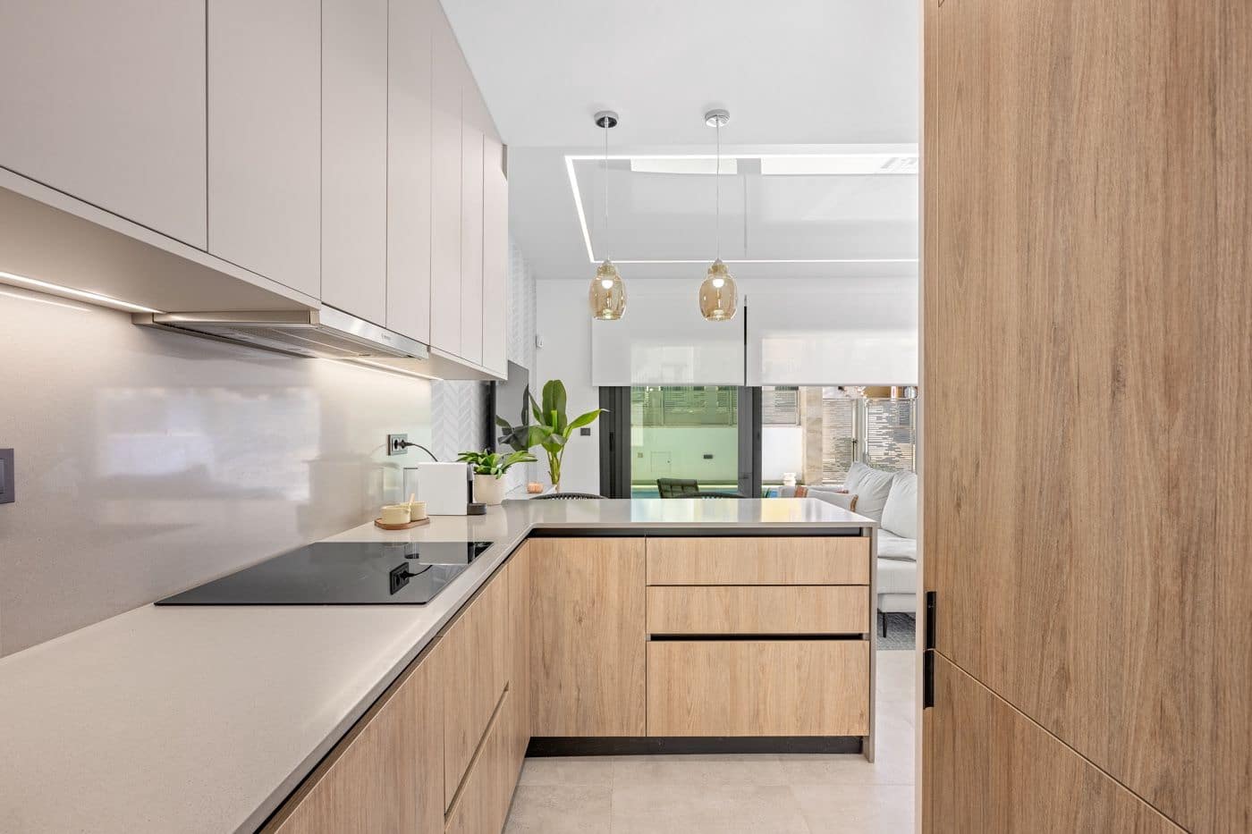 3 bedroom Villa for sale in Filipinas with pool - € 499,000 (Ref: 9747916)