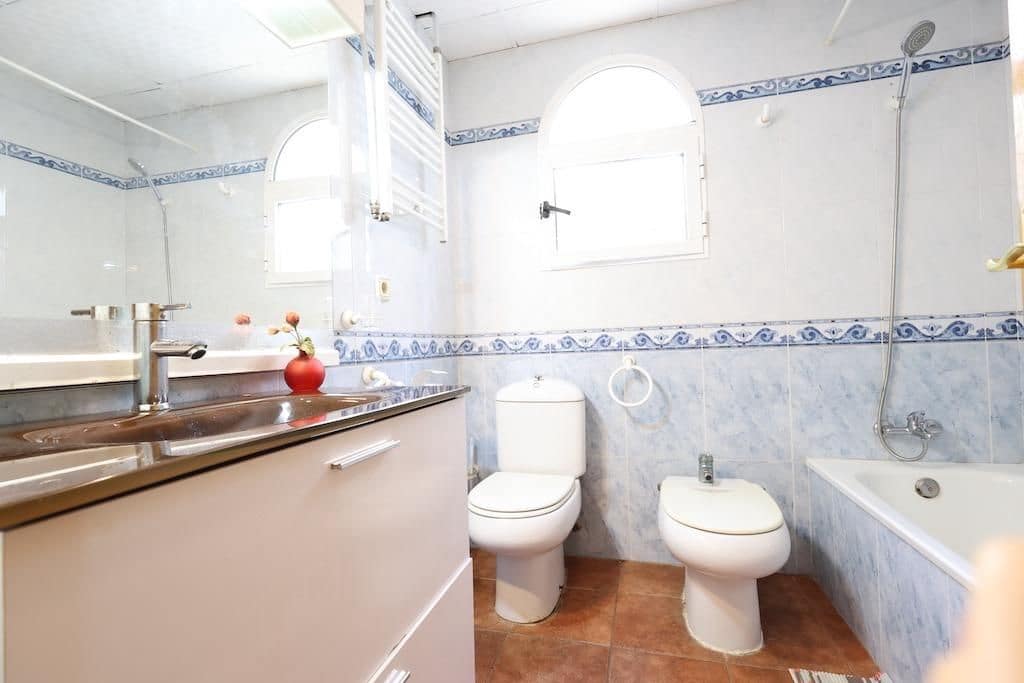 4 quarto Moradia para venda em La Zenia com garagem - 555 000 € (Ref: 9747930)