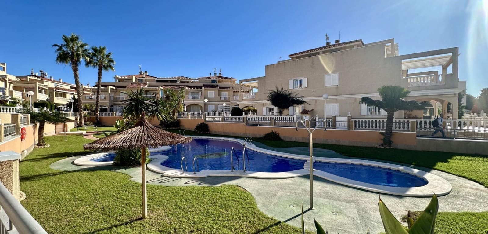 2 makuuhuone Huoneisto myytävänä paikassa Orihuela Costa - 264 990 € (Ref: 9747951)