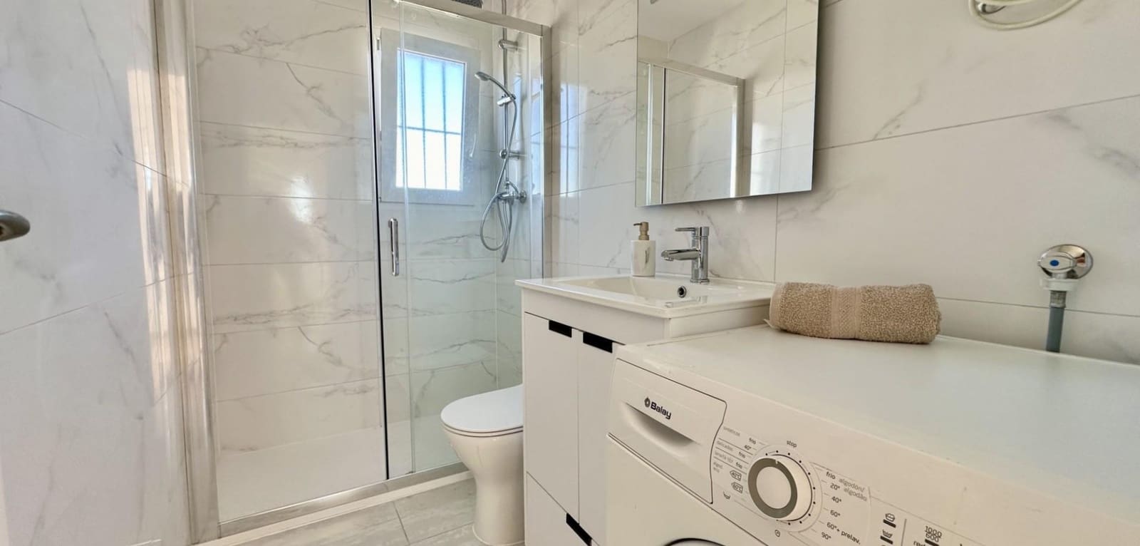 2 makuuhuone Huoneisto myytävänä paikassa Orihuela Costa - 247 000 € (Ref: 9747955)