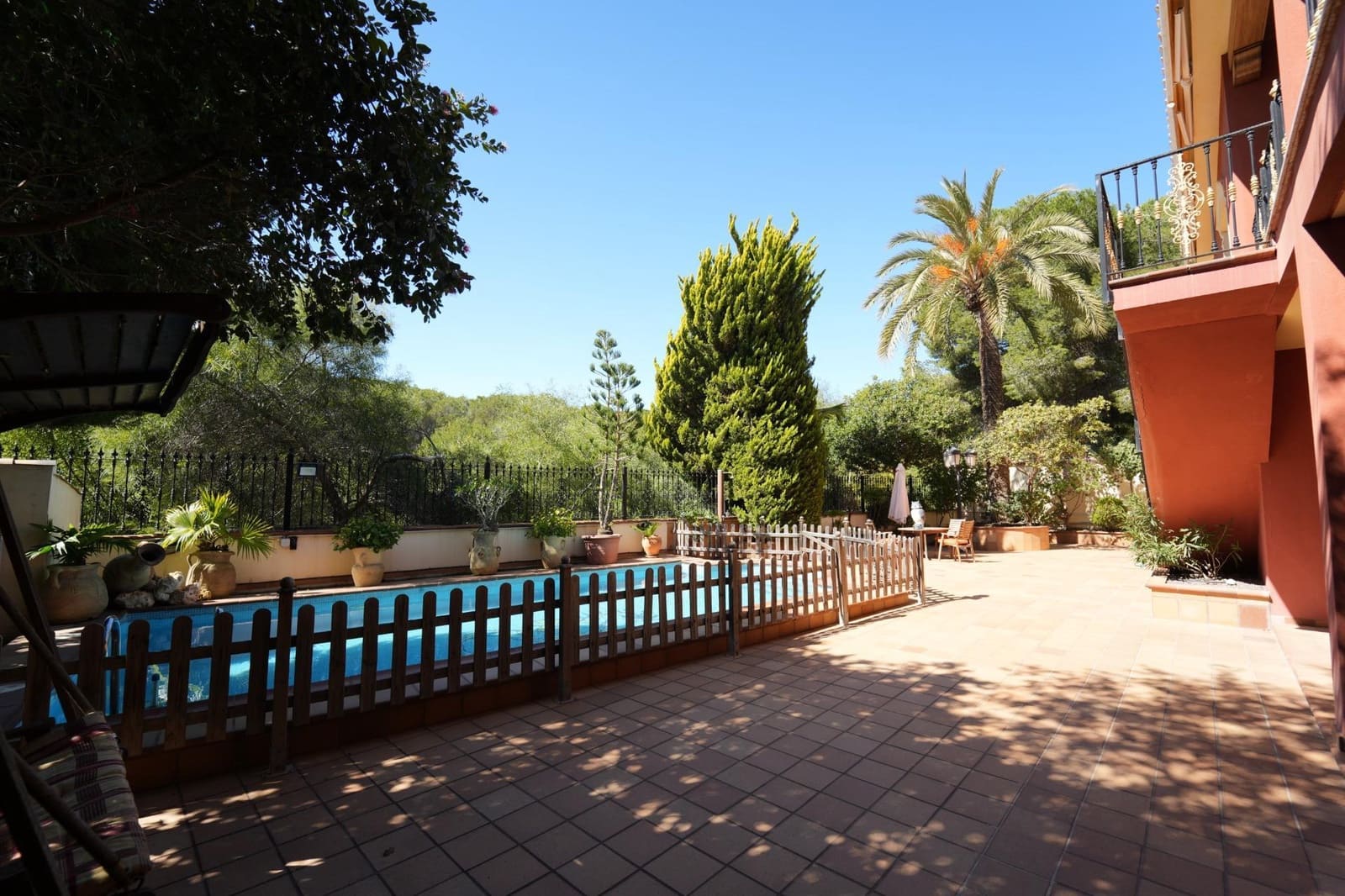8 quarto Moradia para venda em Campoamor com piscina - 1 500 000 € (Ref: 9747965)