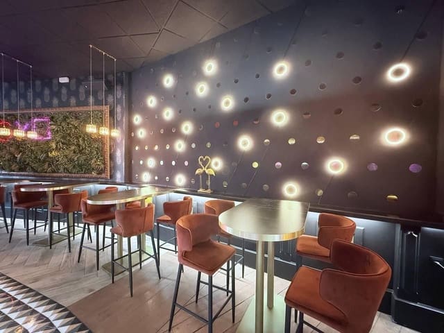 Commerciale in vendita in Cabo Roig, Orihuela - 449.900 € (Rif: 9748015)