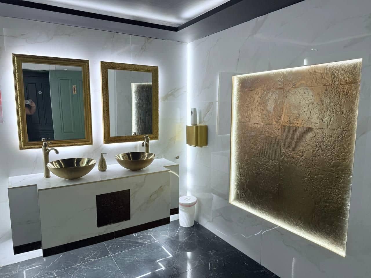 Commerciale in vendita in Cabo Roig - 449.900 € (Rif: 9748015)