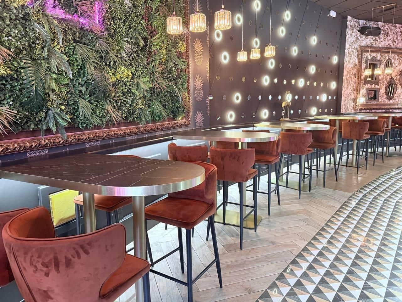 Commerciale in vendita in Cabo Roig - 449.900 € (Rif: 9748015)