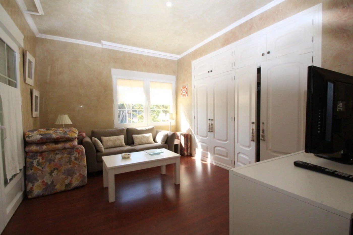 Chalet de 5 habitaciones en Cabo Roig en venta - 1.250.000 € (Ref: 9748018)