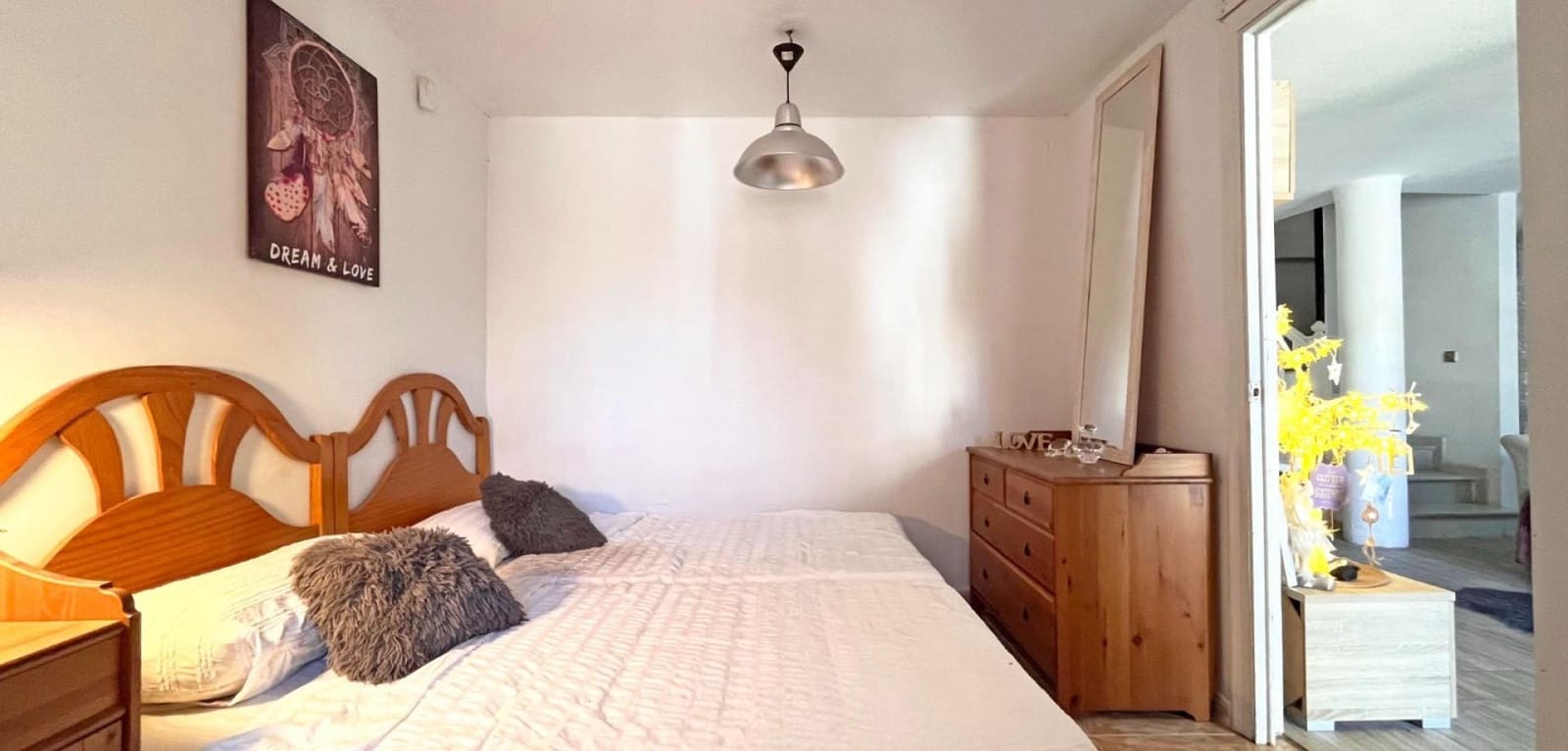 Chalet de 4 habitaciones en Playa Flamenca en venta con piscina - 399.990 € (Ref: 9748027)