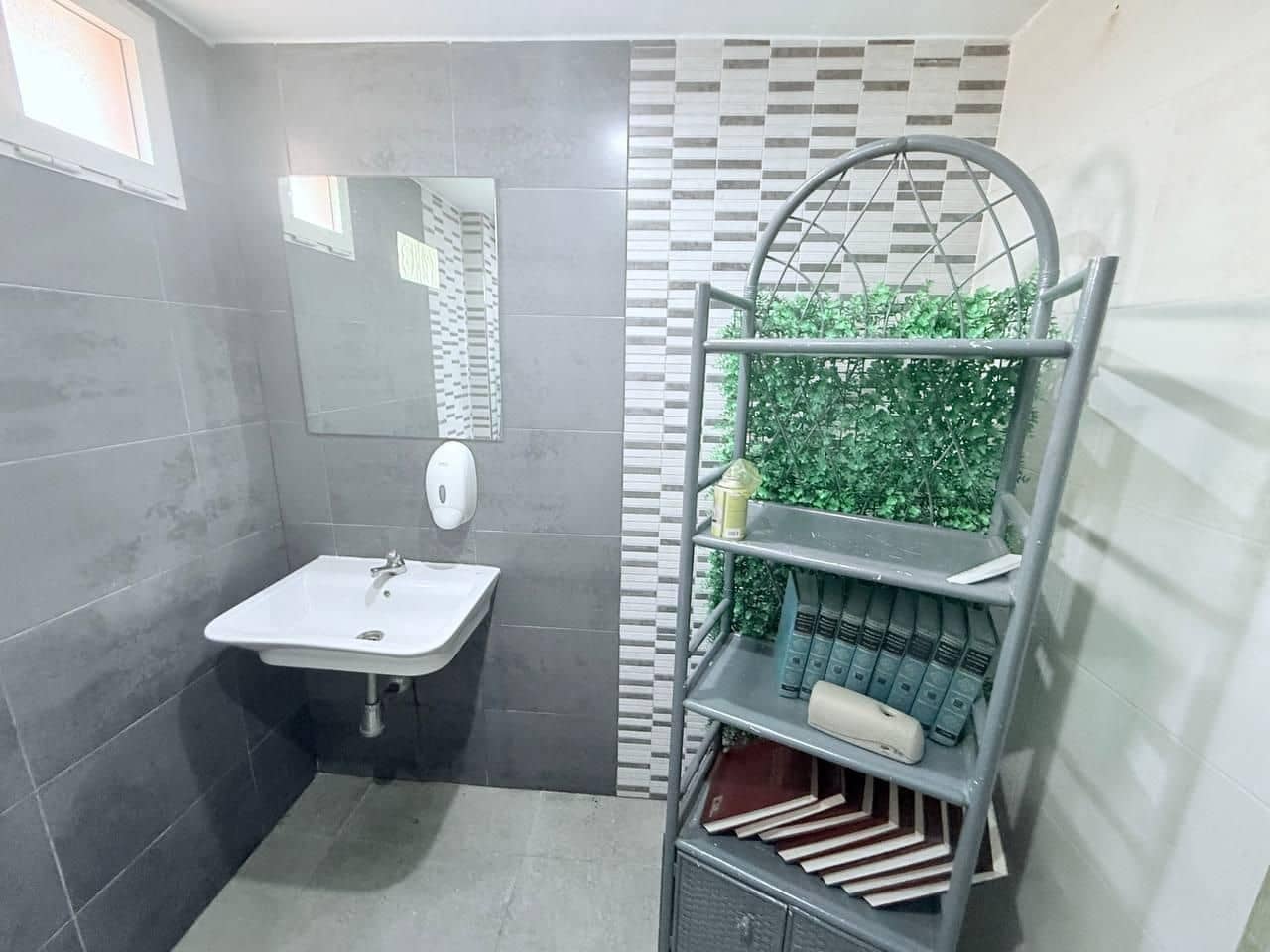 Erhverv til salg i Cabo Roig - € 190.000 (Ref: 9748039)