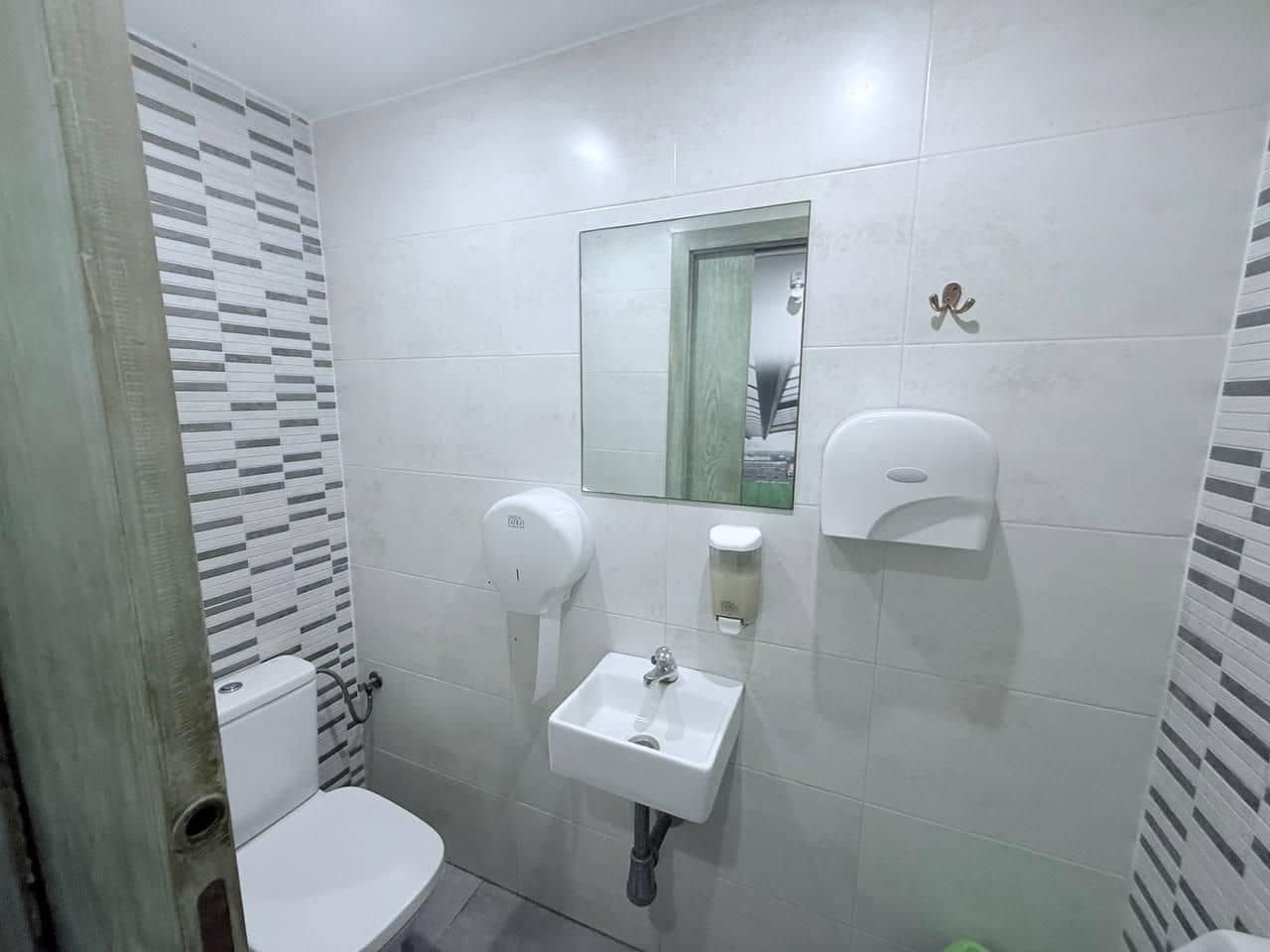 Erhverv til salg i Cabo Roig - € 190.000 (Ref: 9748039)